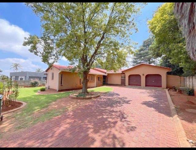 3 BEDROOM HOUSE FOR SALE IN BIRCH ACRES